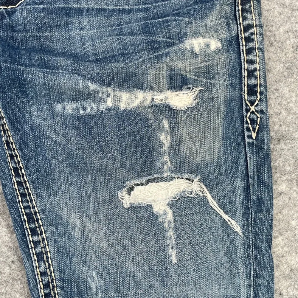 Rock Revival Helicon Jean Men 32x28 Blue Distressed Embroidered Straight Grunge